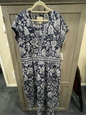 Kohl's Navy and White Floral Midi Dress